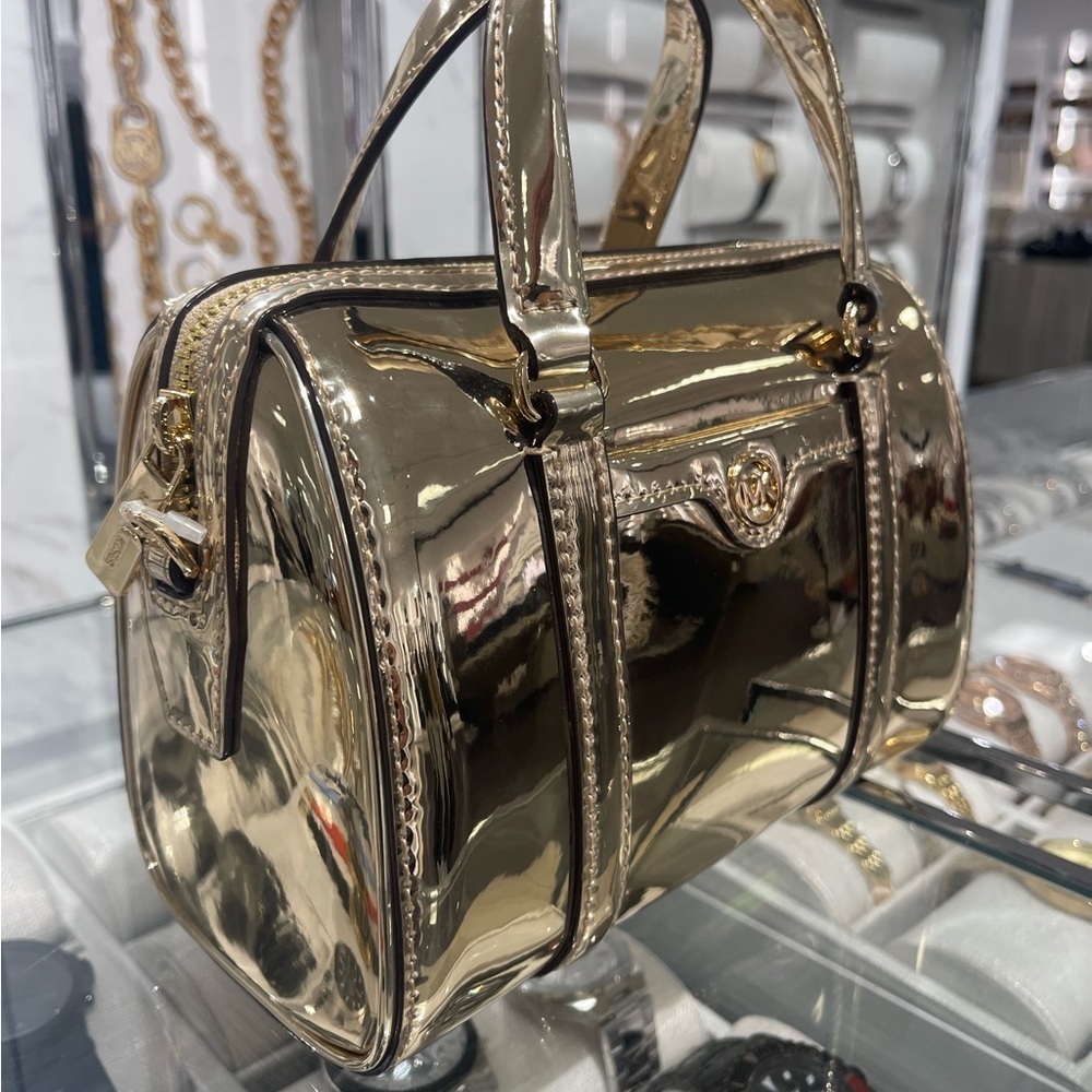 MICHAEL KORS Jet Set Small Metallic Convertible Crossbody Duffle Xbody
Pale Gold - Picture 2 of 16